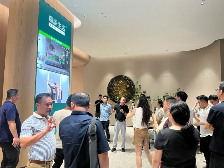 Apr 22, 2025 Australia 2