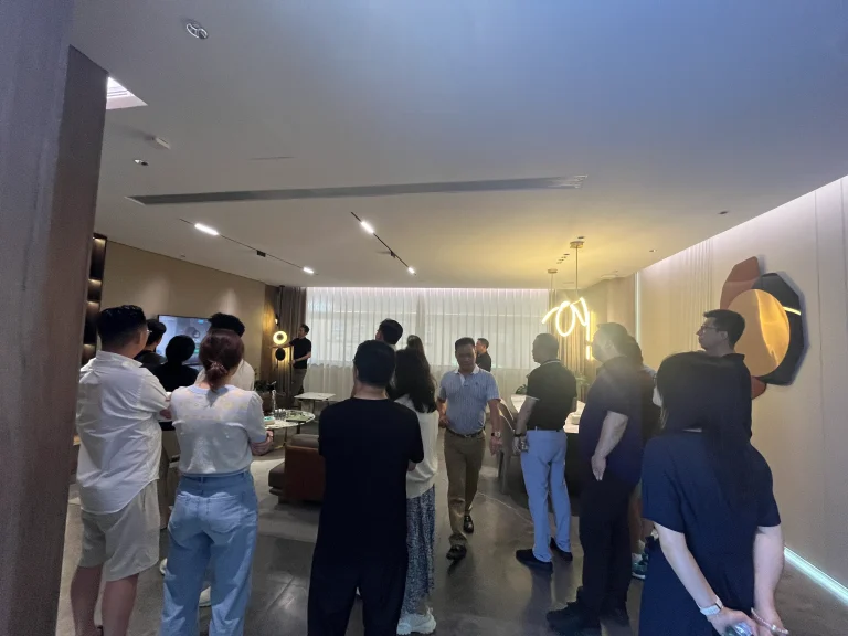 Apr 22, 2025 Australia 6