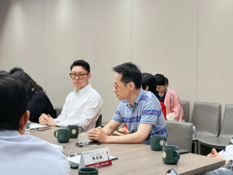 Apr 22, 2025 Middle East 21