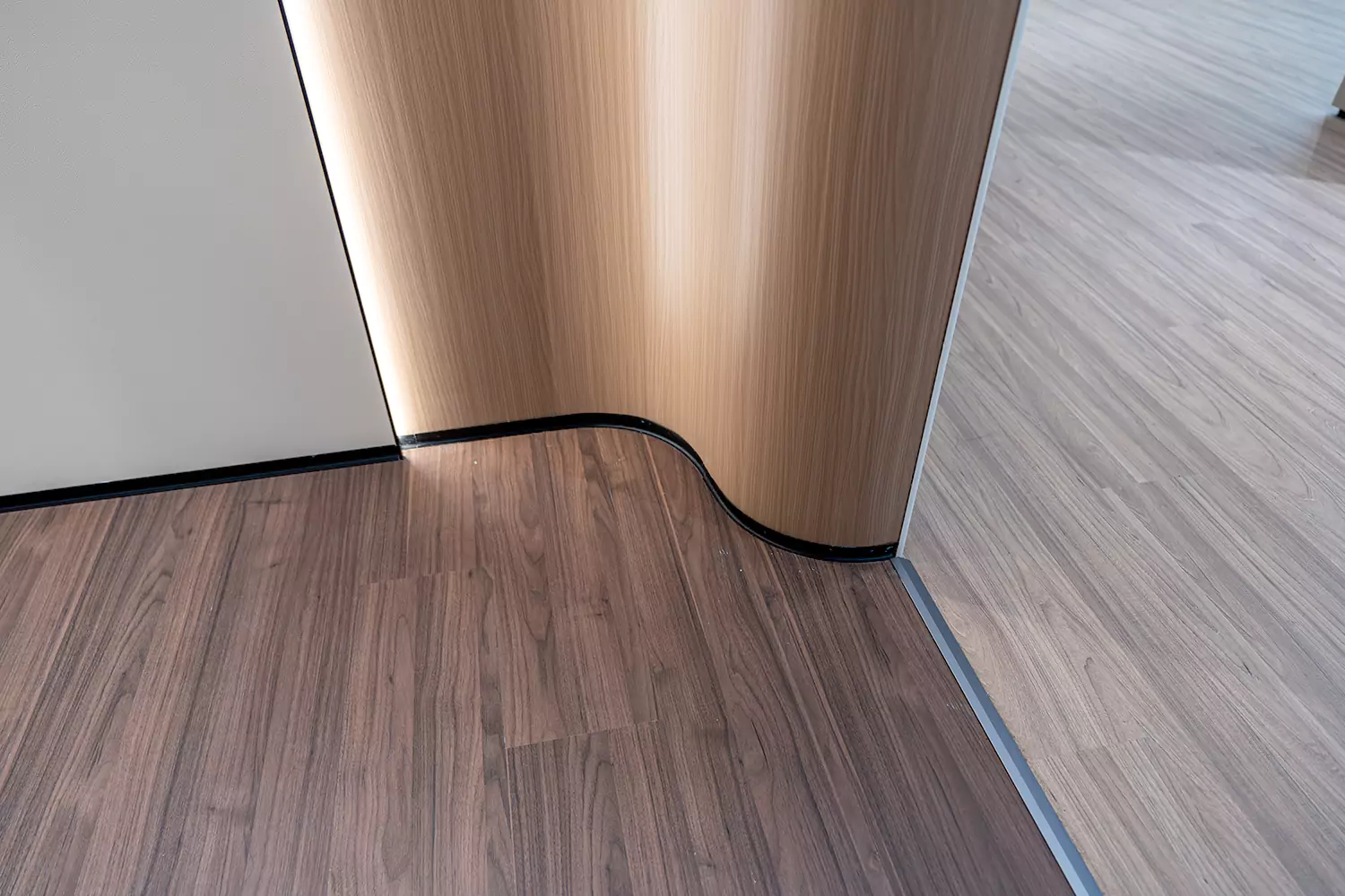 S-Shaped Curved Design