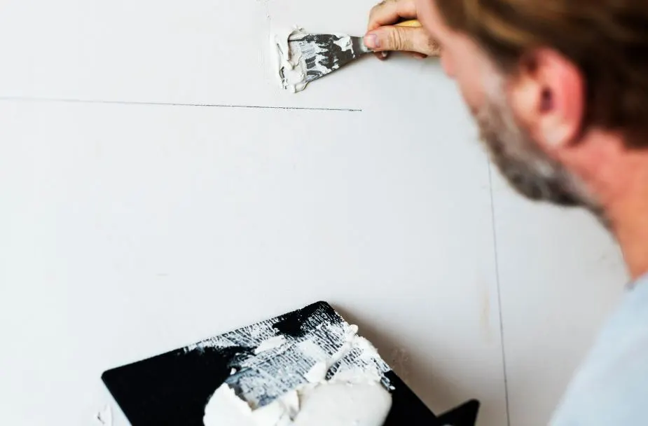 Repairing Wall Cracks and Damaged Areas
